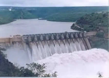 The Warning Signs Why 10 of Gujarat’s Major Dams Are Now Under a Safety Alert