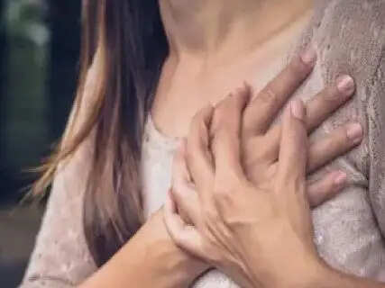 Stopping periods before the age of 40 is a danger signal, increasing the risk of heart attack and stroke by 40%.