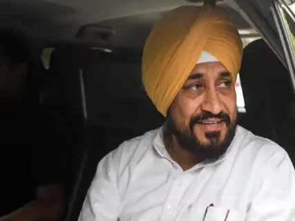 Congress Rebellion Sparks in Punjab: Former CM Channi Snubs In-Charge Bhupesh Baghel in Chandigarh