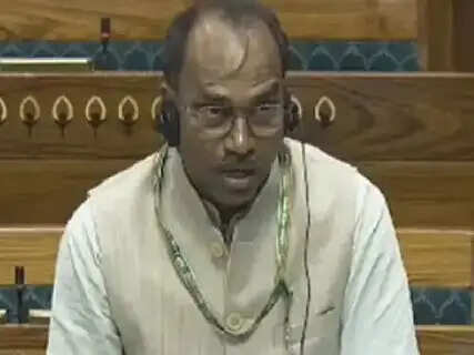 Udaipur MP Mannalal Rawat Demands Uniform National Policy For Dilapidated Government Buildings In Lok Sabha