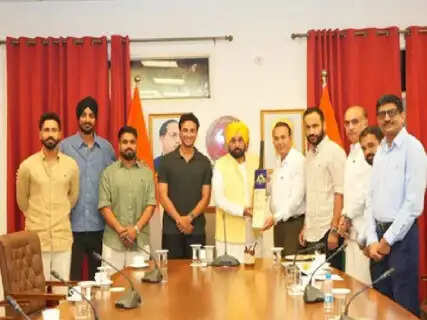 Star Cricketers Shubman Gill, Arshdeep Singh, and Abhishek Sharma to Headline Six Teams