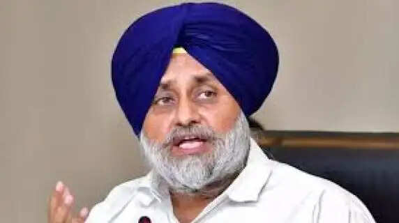 Major Jolt to Akali Dal: Senior Leader Surjit Singh Rakhra Resigns, Cites Concern for Punjab’s Future