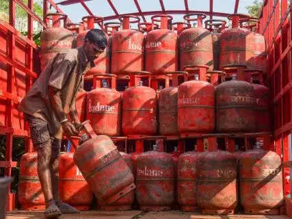 Kitchens Under Pressure Shocking 400,000 Barrels Per Day LPG Deficit Reported Amid Escalating Energy Crisis