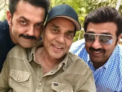 Bobby Deol Tears Up Recalling Father Dharmendra’s Ultimate Sacrifice, Says He Kept Working Only For Us