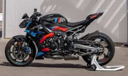 The Ultimate Streetfighter 2026 BMW M 1000 R Launched at ₹33.50 Lakh