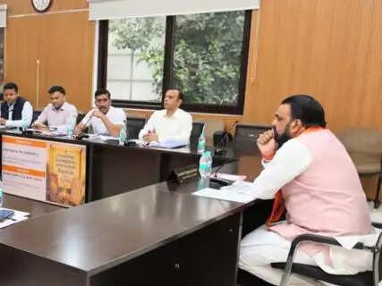 Bihar: Deputy CM Samrat Choudhary Sets Massive Goal of One Crore Litres Daily Milk Production