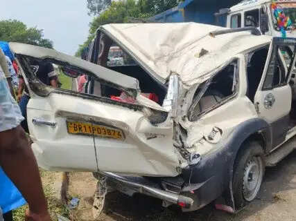 Scorpio hits railing, then collides with Maruti Brezza, 4 dead; major accident on Araria-Purnia road