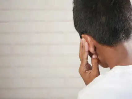 Why Your Ears Get Blocked in Rainy Season and Easy Home Remedies to Get Instant Relief