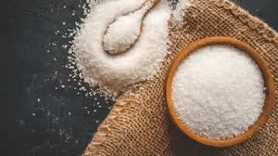 Stop Making These 2 Common Salt Mistakes, Nutritionists Warn of High Blood Pressure and Permanent Kidney Damage