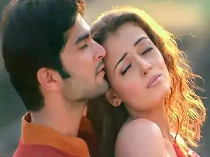 This romance anthem has been fueling the love life of love birds for the last 21 years