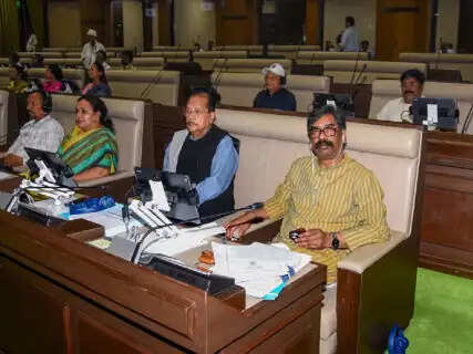 Jharkhand Assembly: Hemant Soren Government Presents Rs 8,399 Crore Supplementary Budget Amid Opposition Protests