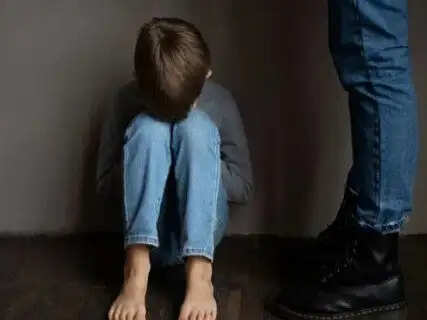 Is your child choking from the inside, 6 signs of trauma that will help you know what he is thinking