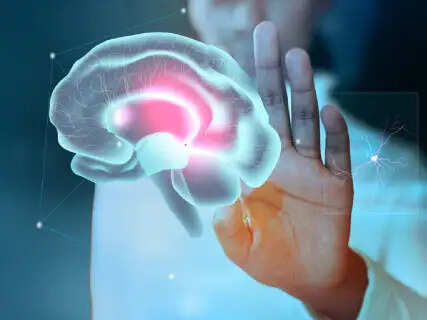 6 Essential Ways Neurosurgeons Recommend to Keep Your Mind Sharp and Healthy as You Age
