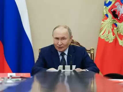 Putin Makes an Unexpected Offer on the World's Last Major Nuclear Pact