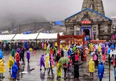 Kedarnath Yatra is temporarily suspended, NDRF, SDRF on alert