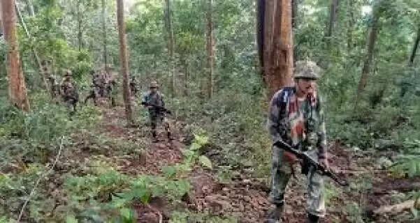 Major Encounter Breaks Out in Saranda Forest, Security Personnel Injured During Fierce Gunfight with Naxalites