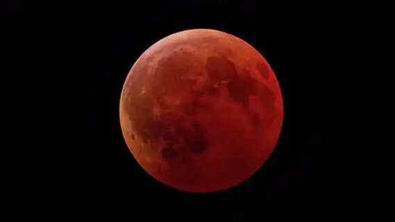 Total Lunar Eclipse 2026 When and Where to Watch the Rare Blood Moon Today
