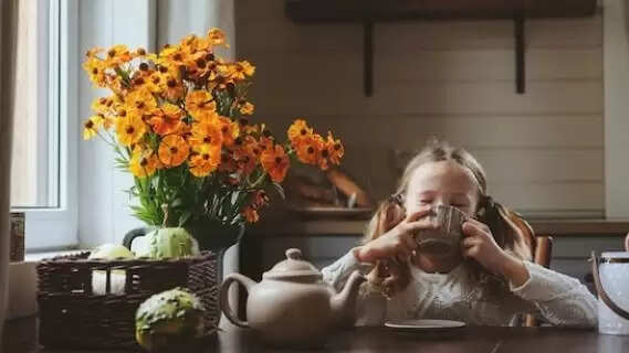 Pediatrician's Warning: The Hidden Dangers of Tea for Children Under 12