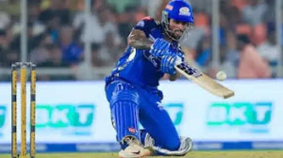 Tactical Masterclass! Tilak Varma Reveals How He Conquered the "Slow & Low" Pitch During MI vs GT Thriller