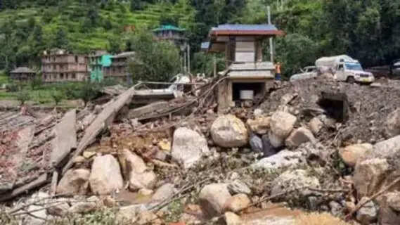 Himachal Rain Alert: Orange Alert Issued for 4 Districts as Landslides Block 134 Roads; IMD Warns of Flash Floods