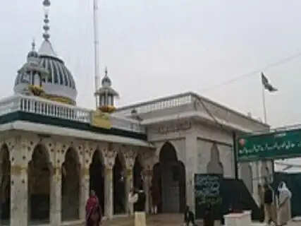 80 injured in stampede during 784th Urs of Baba Faridganj in Pakistan