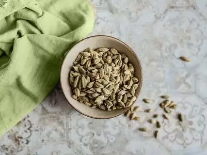 Discover the Untapped Health Benefits of Cardamom Leaves