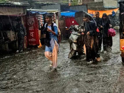 Chhattisgarh Weather Alert: Resurgent Monsoon Triggers IMD Yellow and Orange Warnings, Heavy Rainfall