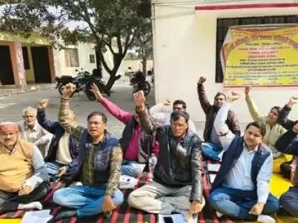 UP Gram Panchayat Secretaries Postpone Agitation Following Assurances On Digital Attendance