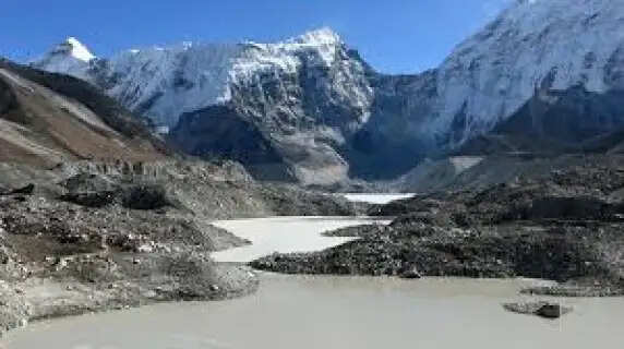 Himalayas Under Siege: New Study Reveals Glaciers are Melting from Underground Heat and Global Warming
