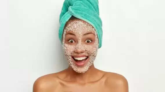 How to Deep Clean Your Face Naturally: A Simple Homemade Face Scrub Recipe
