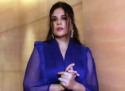 Richa Chadha confesses to her apprehension over having a daughter; states, “We live in India, I have to buy a gun”