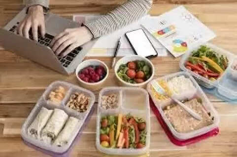 Best Office Lunch Boxes For Working Professionals To Keep Meals Fresh