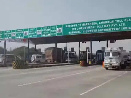 Toll Tax Hike on Delhi-Jaipur National Highway: Travel Gets Costlier as NHAI Raises Rates by Up to ₹30 at Key Plazas