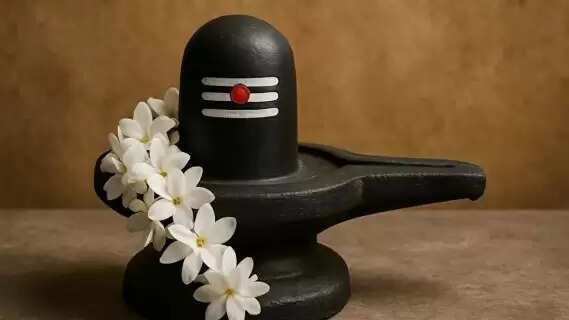 Shravan's Second Monday: Embrace Lord Shiva's Blessings with These Auspicious Offerings
