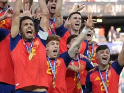 US President Refuses To Vacate Podium During Spain's Historic Trophy Ceremony