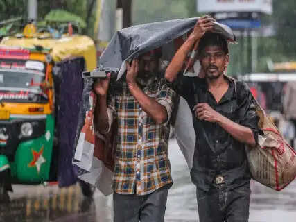 IMD Issues Heavy Rain and Landslide Alerts for Delhi, UP, Rajasthan, and Hilly States
