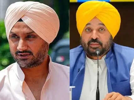 Political Uproar In Punjab: Furious Harbhajan Singh Hits Back At Trollers For Calling Him A Traitor