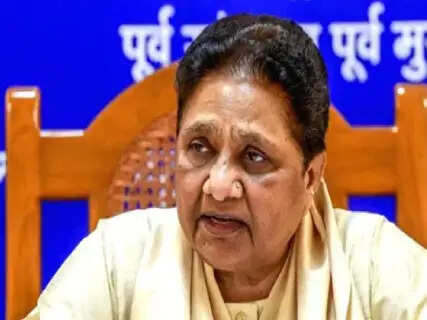 Mayawati Sounds High Alert! Warns Dalit Youth Against Opponents' Tricks and Slamming Rival Factions