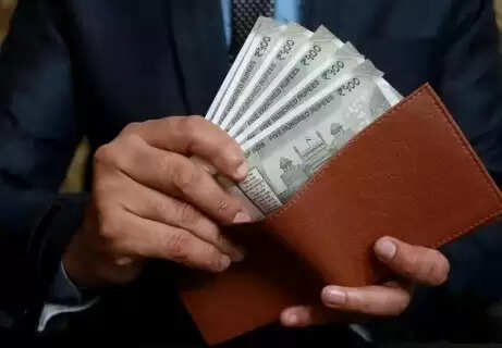 Central Government Employees Anticipate Potential 4% DA Hike Ahead of Raksha Bandhan