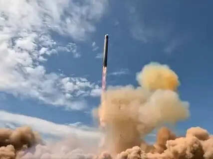 Russia Just Tested a Missile That Can Circle the Entire Planet - And the World Should Be Paying Attention