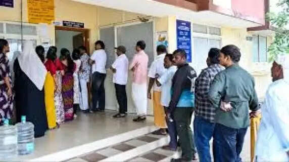 Gujarat Local Body Election 2026: Srivastava Brothers' Join Forces to Challenge BJP in Vadodara