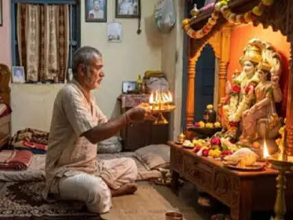 Adopt These 4 Sacred Practices From Garuda Purana For Deep Self-Purification And Divine Blessings
