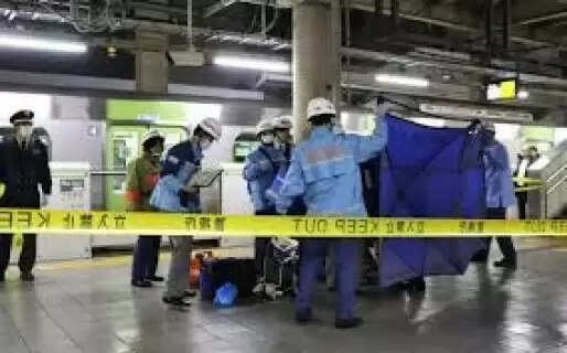 Suspect Detained After Chaotic Stabbing Incident at Japanese Station