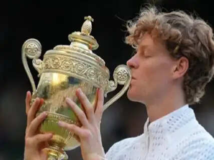 World Number One Shatters Alexander Zverev’s Dream to Lift Fifth Grand Slam Title