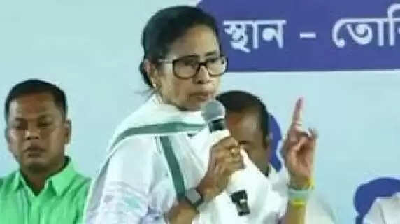 West Bengal Election 2026 : Mamata Banerjee’s Warning Video Goes Viral Are TMC Workers and Officials Under Pressure?